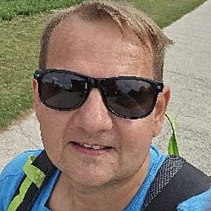 Muž 48 rokov Žarnovica