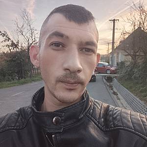 Muž 28 rokov Nové Mesto nad Váhom