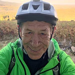 Muž 65 rokov Pezinok