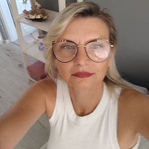 Žena 57 rokov Šaľa