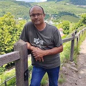 Muž 51 rokov Nové Zámky