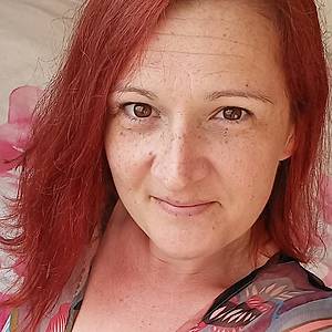 Žena 42 rokov Galanta