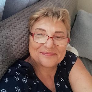 Žena 72 rokov Galanta