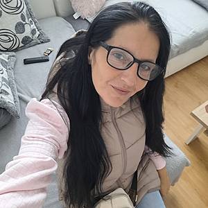 Žena 47 rokov Nové Zámky