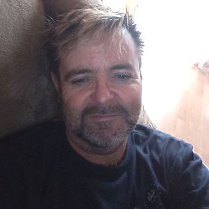 Muž 54 rokov Levice