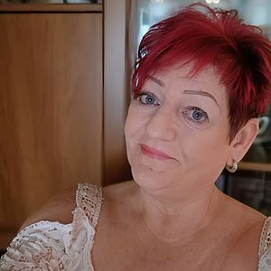 Žena 62 rokov Komárno