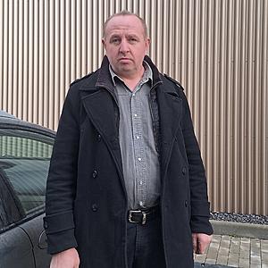 Muž 48 rokov 