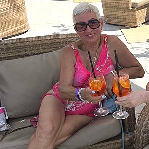 Žena 71 rokov Levice