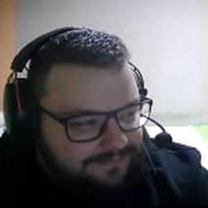 Muž 28 rokov Nové Zámky