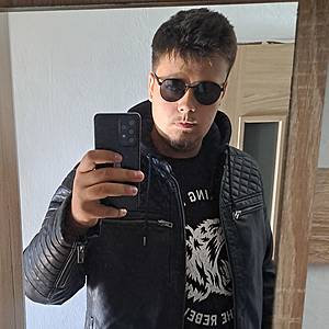 Muž 21 rokov Veľký Krtíš