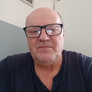 Muž 61 rokov Šaľa