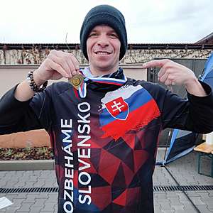 Muž 38 rokov Piešťany