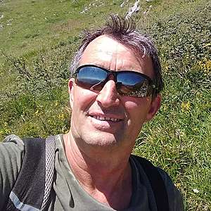 Muž 64 rokov Pezinok