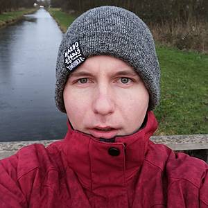 Muž 29 rokov Lučenec