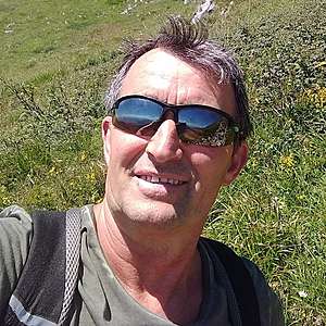 Muž 64 rokov Pezinok