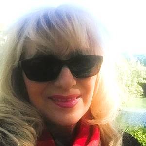 Žena 55 rokov Komárno