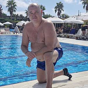 Muž 54 rokov Bratislava