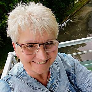 Žena 66 rokov Galanta