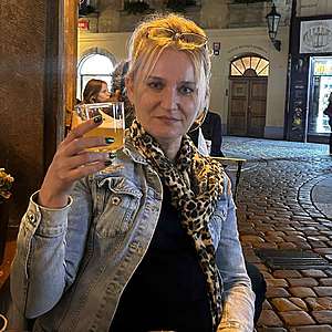 Žena 55 rokov Pezinok