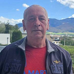 Muž 64 rokov Trenčín