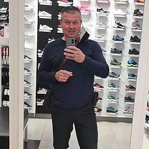 Muž 54 rokov Piešťany