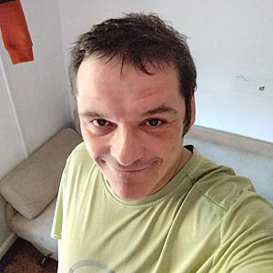 Muž 40 rokov Levice