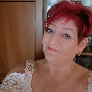 Žena 62 rokov Komárno