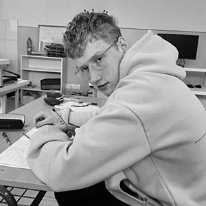 Muž 18 rokov Piešťany