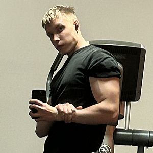 Muž 22 rokov Nová Dubnica