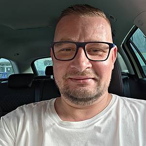Muž 44 rokov 