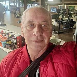 Muž 64 rokov Trenčín