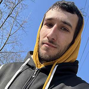 Muž 28 rokov 