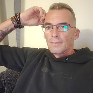 Muž 46 rokov Šaľa