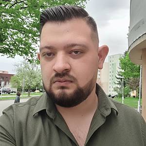 Muž 21 rokov 