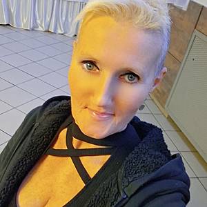 Žena 54 rokov 