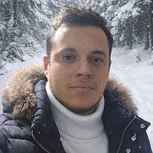 Muž 27 rokov 
