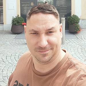 Muž 38 rokov Malacky