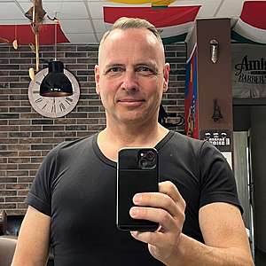 Muž 53 rokov Martin