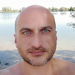 Muž 47 rokov Nové Zámky