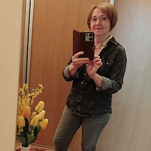 Žena 68 rokov Levice
