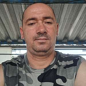 Muž 51 rokov Šurany