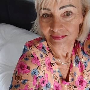 Žena 68 rokov Trenčín