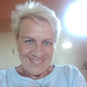 Žena 65 rokov Bratislava