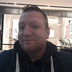 Muž 46 rokov Bratislava