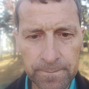 Muž 48 rokov Lučenec