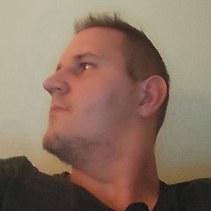Muž 37 rokov Malacky
