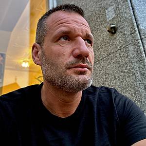 Muž 43 rokov Bratislava