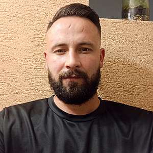 Muž 33 rokov Levice