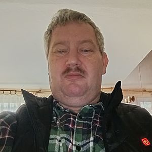 Muž 53 rokov Vráble
