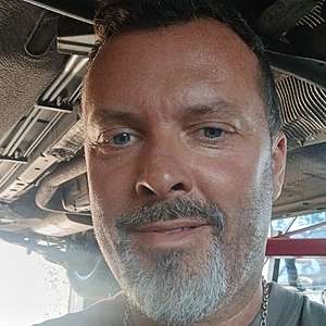 Muž 49 rokov Galanta